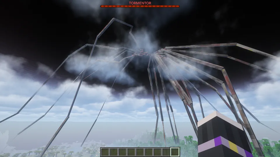 ArPhEx Modのボス「TORMENTOR」。空を覆い尽くすほどの超巨大な蜘蛛型のクリーチャーを、プレイヤーが地上から見上げている。非常に細長く白い脚が何本も空に向かって伸びており、頭部は暗雲と白い霧に包まれている。画面上部には「TORMENTOR」のボス体力バーが表示されている。
