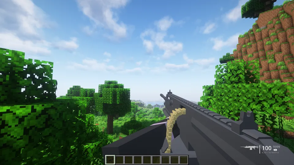 晴天の山岳地帯を見渡す一人称視点で、給弾ベルトが露出した黒い軽機関銃（LMG）を装備している様子。画面右下には残弾数100発を示すHUDが表示されています。